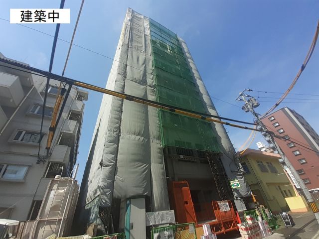 【ルークス穴生の建物外観】