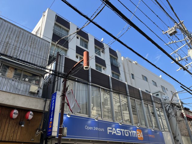 内田マンションの建物外観