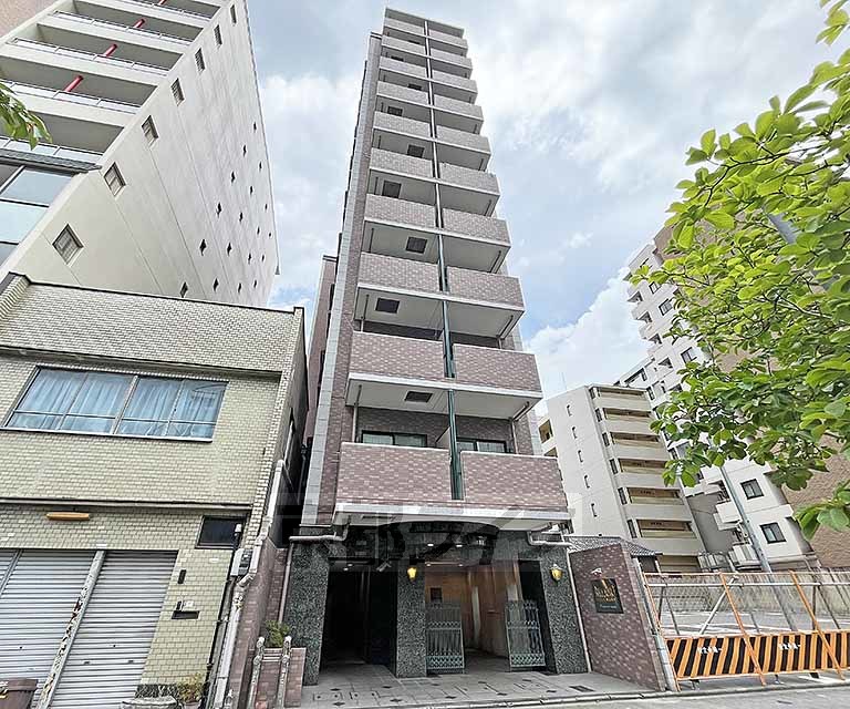 【京都市下京区四条堀川町のマンションの建物外観】