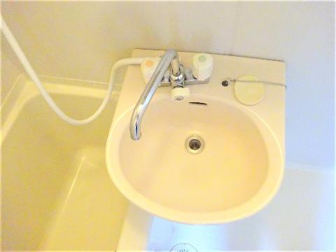 総持寺駅前グリーンハイツ1号館　洗面設備　洗面