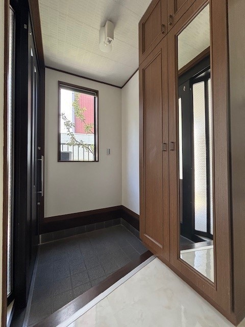 玄関　シューズボックス