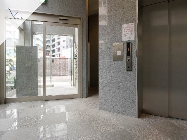 ロビー　落ち着いたロビーです