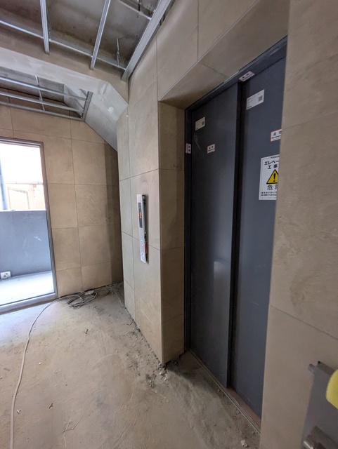 その他共有部分　建築中写真