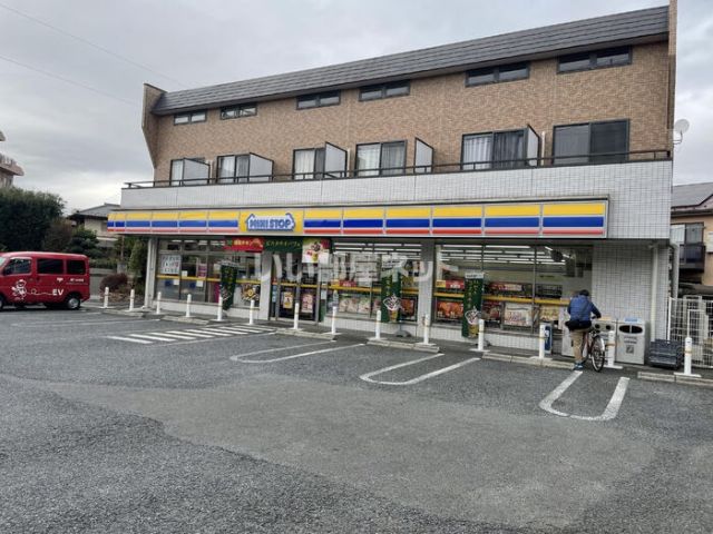 コンビニ　ミニストップ さいたま上小店（コンビニ）まで649m