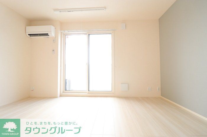 居室・リビング　現地待ち合わせ歓迎♪お問合せはタウンハウジングまで！