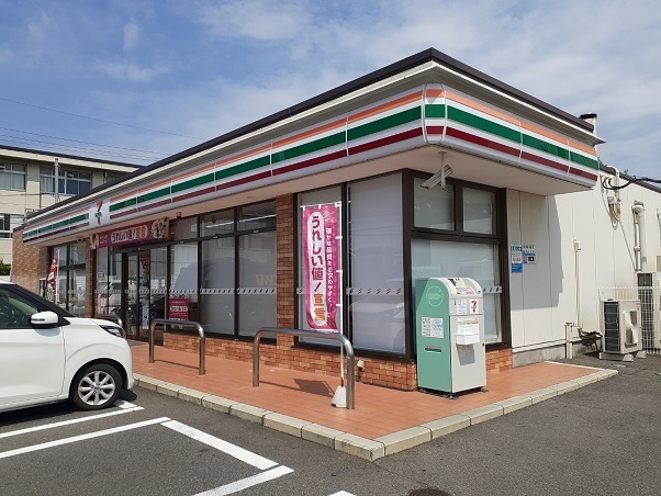 コンビニ　セブンイレブンさん（コンビニ）まで250m