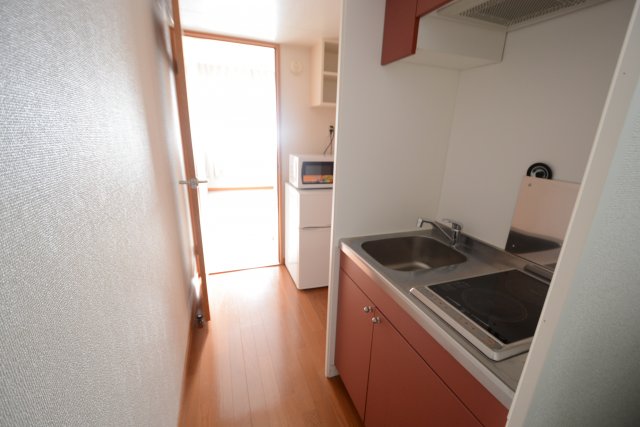 キッチン　壁付けキッチンでスペースを有効活用できます！