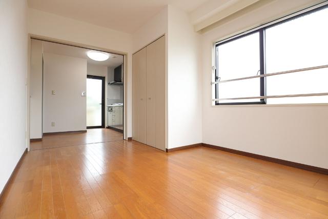 居室・リビング　居室　※同物件・同仕様画像