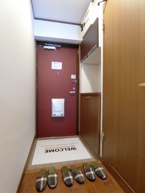 玄関　図面と現状に相違がある場合には現状を優先