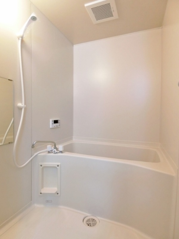 バス・シャワールーム　図面と現状に相違がある場合には現状を優先