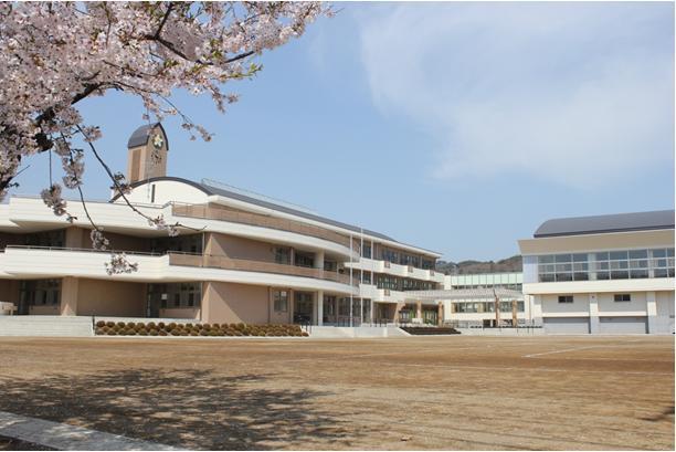 小学校　久慈小学校（小学校）まで1800m