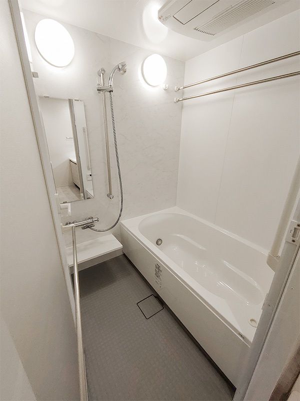 バス・シャワールーム