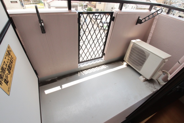 バルコニー　※別室の参考写真の為、現況優先です。