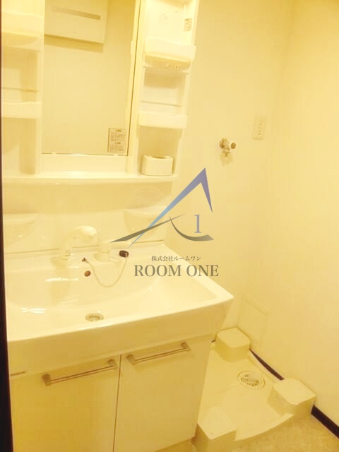 洗面設備　洗面台です。