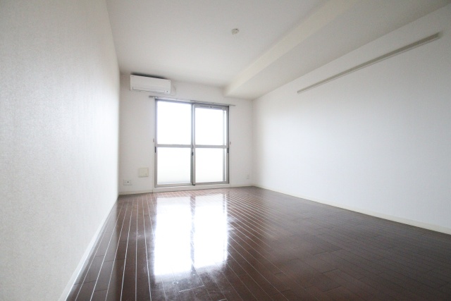 居室・リビング　※別室の参考写真の為、現況優先です。