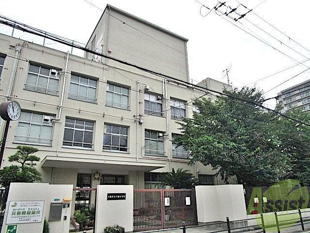 小学校　大阪市立三国小学校（小学校）まで579m