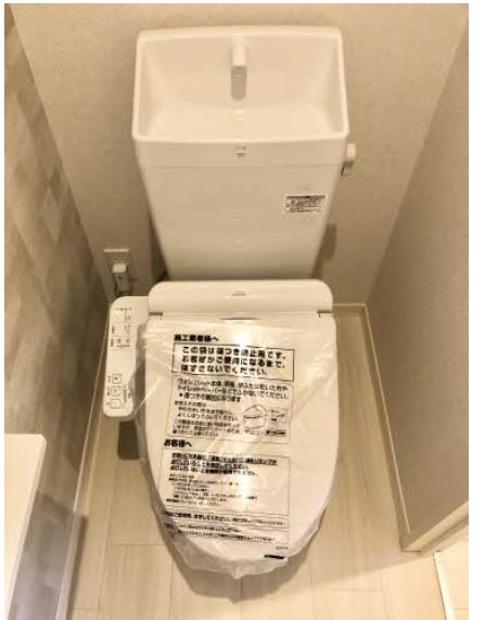 トイレ　温水洗浄便座♪