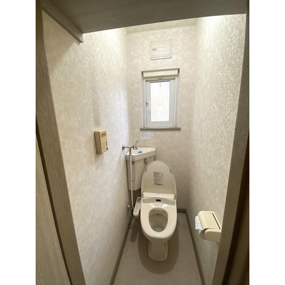 トイレ　トイレ