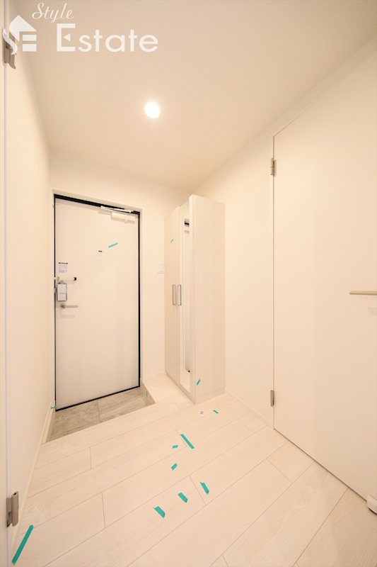 玄関　同仕様内装