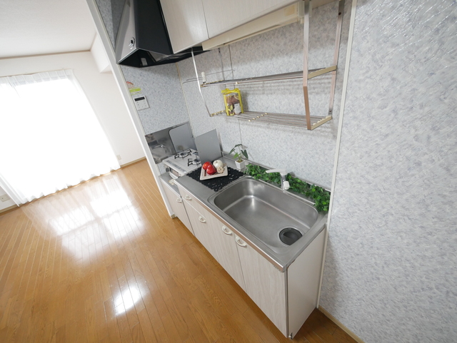 キッチン　★調理スペースが広いキッチンです★