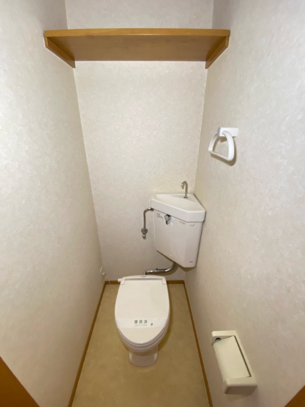 トイレ　※他部屋参考写真