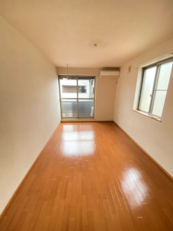 居室・リビング　※他部屋参考写真