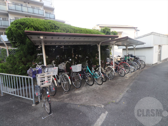 その他共有部分　屋根付き駐輪スペース