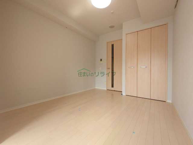 居室・リビング　他部屋のお写真となります。