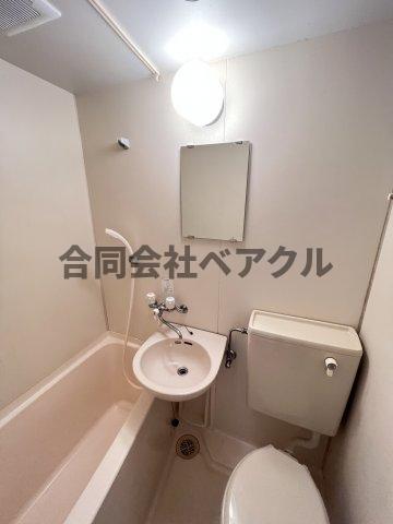 洗面設備　コンパクトで使いやすい洗面所