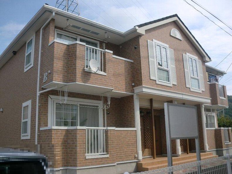 建物外観　南向きで日当り良好