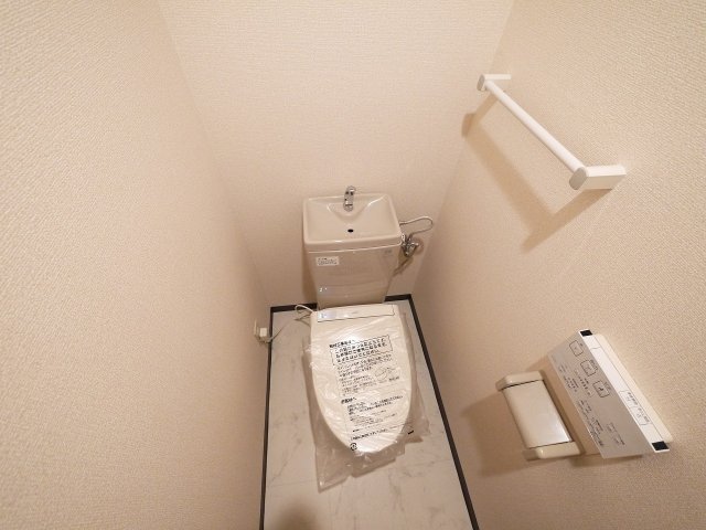 トイレ　トイレもきれいです
