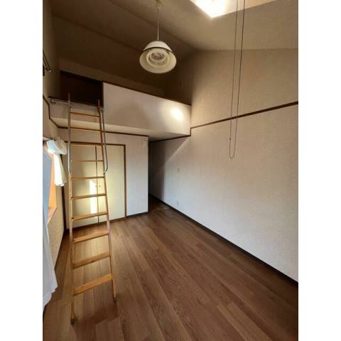 居室・リビング　※他部屋参考写真
