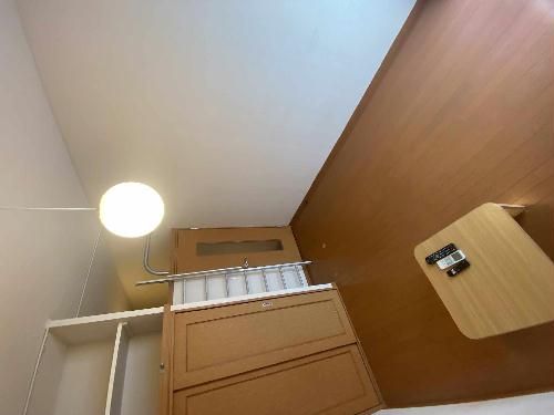 レオパレスブルースカイ小山の居間写真