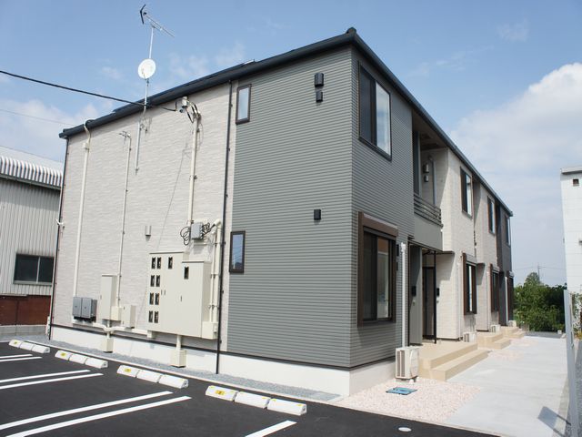 建物外観　オシャレな外観が特徴です♪