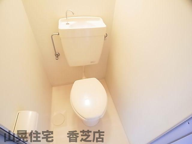 【香芝市関屋のマンションのトイレ】