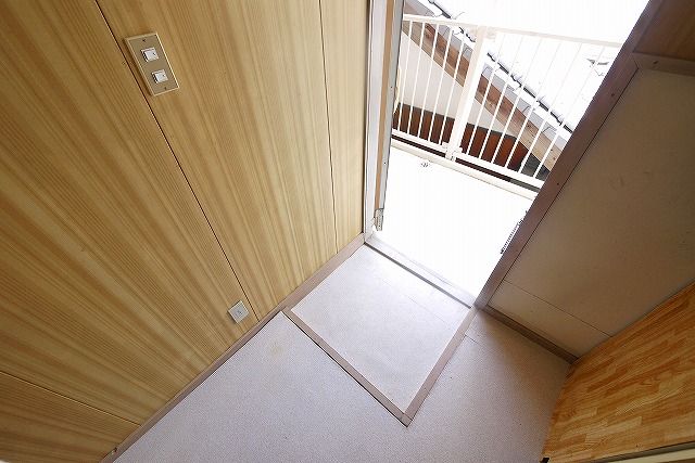 玄関　明るい玄関です