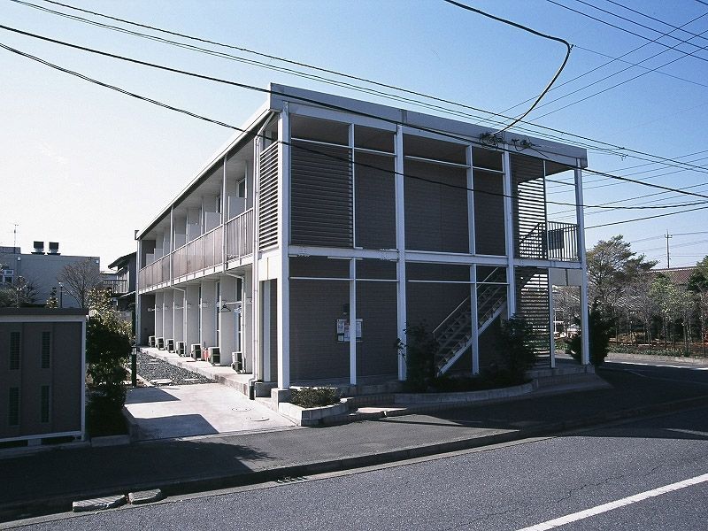 青梅市新町のマンションの建物外観