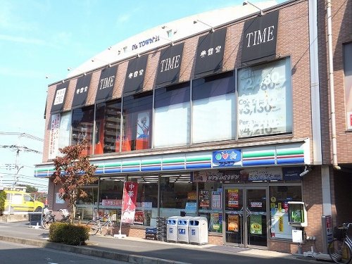 コンビニ　スリーエフ稲城駅北口店（コンビニ）まで563m