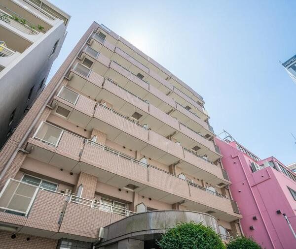 東京都新宿区新宿５（マンション）の賃貸物件の外観