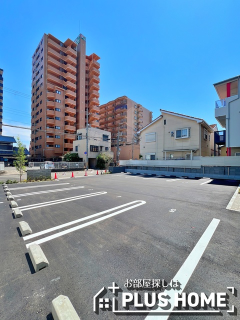 【和歌山市吉田のマンションの駐車場】