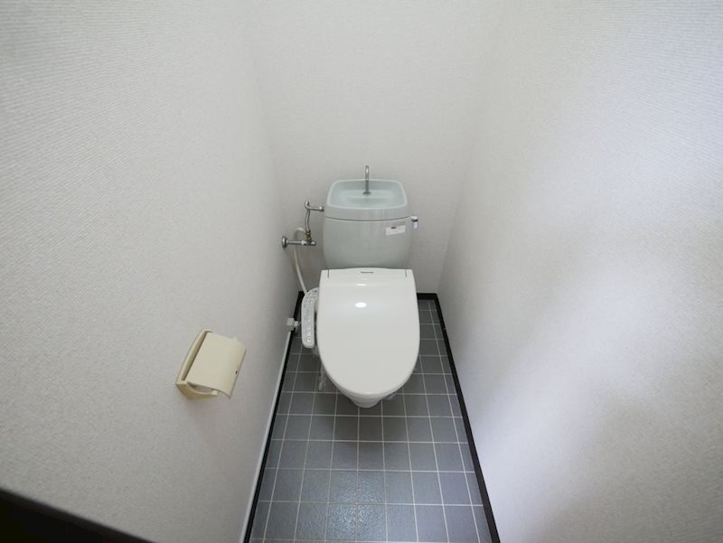 【たなべハイツ　Ａ棟のトイレ】