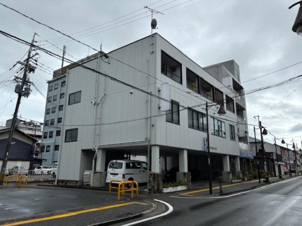 アイシーアネックスの建物外観