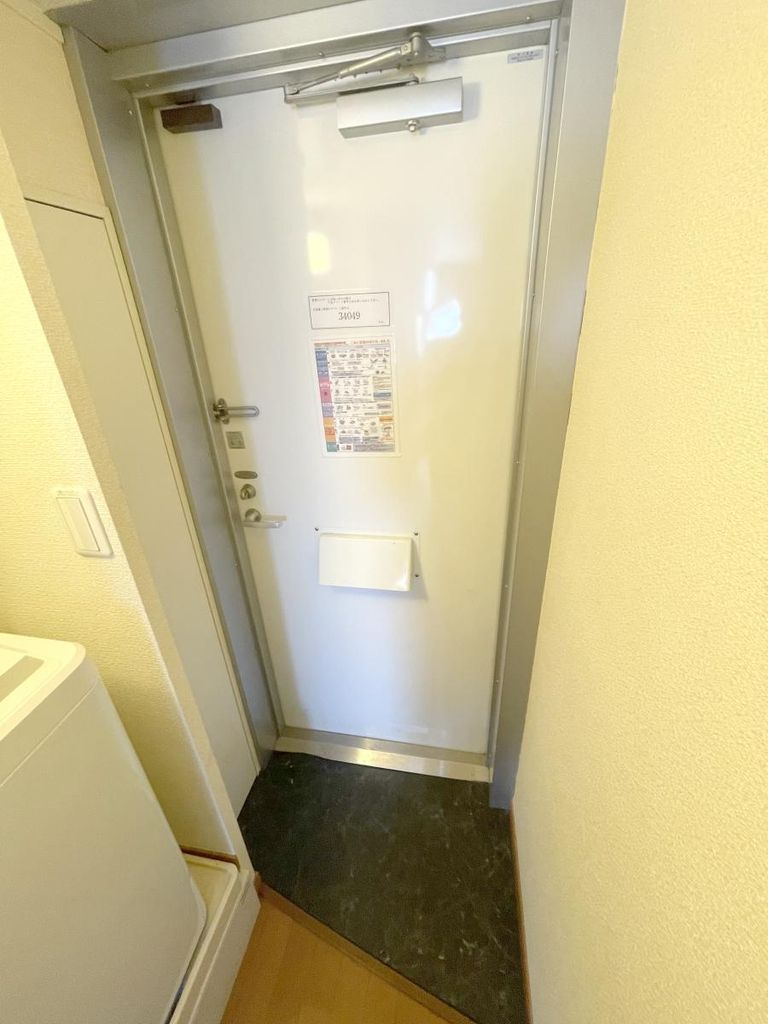 玄関　玄関