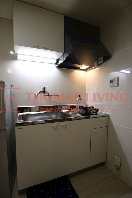 キッチン　写真は同型別物件・現況優先