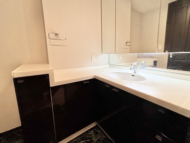 洗面設備　洗面化粧台