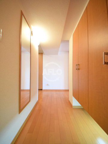 玄関　リーガル北心斎橋II　玄関