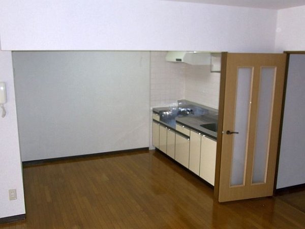 キッチン　お好きなガスコンロを設置可能です。