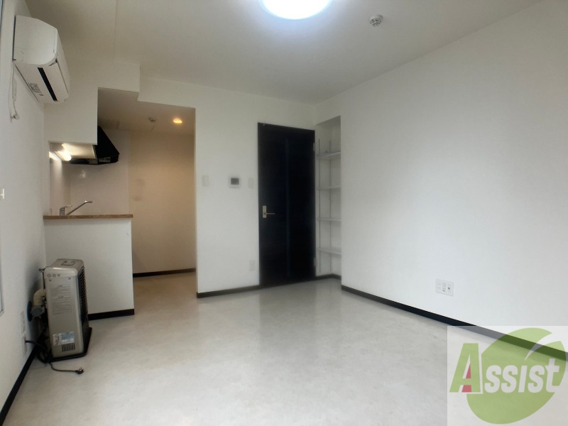 居室・リビング　広々としたリビングですね。使い勝手がよさそうですね！