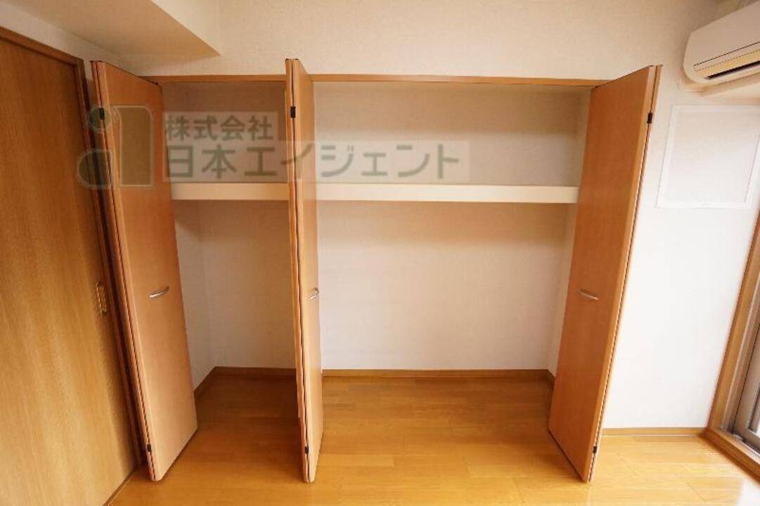 収納　クローゼット