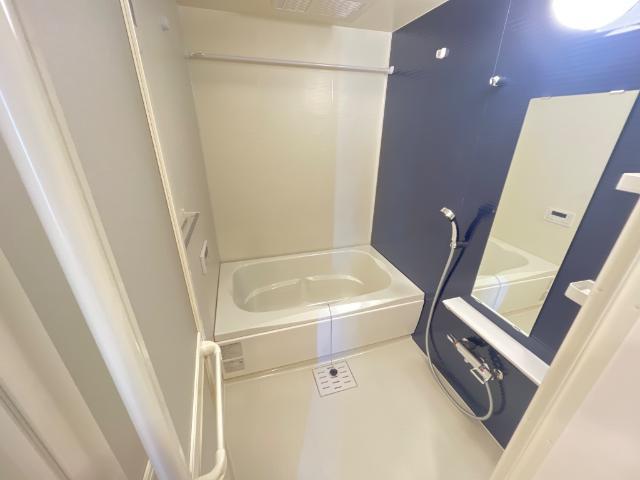 バス・シャワールーム　バスルーム